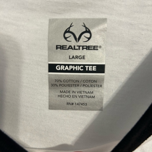 Men’s large Realtree Black and White Raglan t-shirt.NWT‎. Hurting shirt. - Picture 2 of 8
